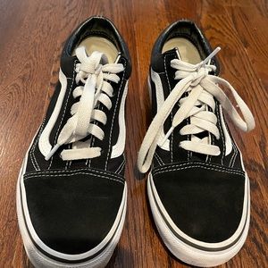Black Low Vans